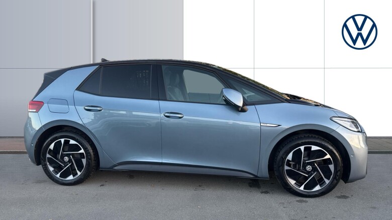 Volkswagen ID.3 150kW Family Pro Performance 58kWh 5dr Auto Electric Hatchback